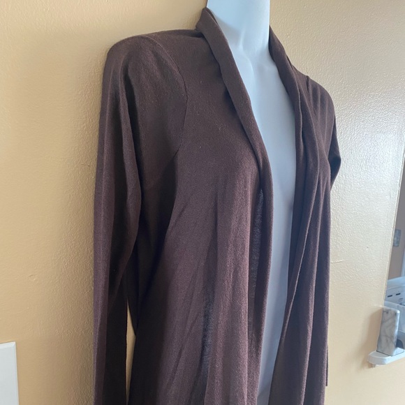 BCBG chocolate brown knit cover - Picture 2 of 3